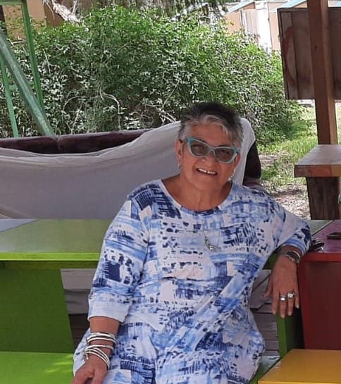 ADINA MONSONEGO, docente de hebreo en Kibbutzimer